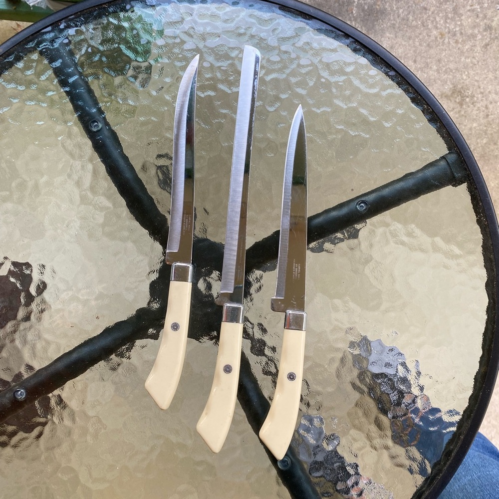 Vintage Carvel Hall by Briddell knives
